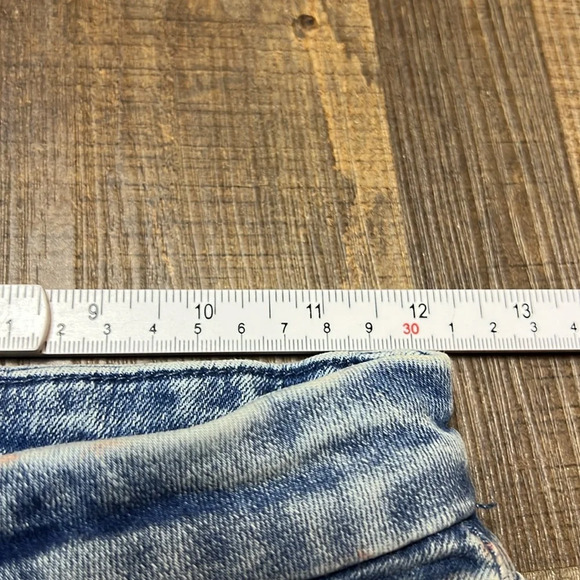 7 FOR ALL MANKIND High Rise Denim Cut Off Jean Shorts 24 - Picture 2 of 9